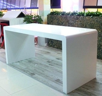 Стол из искусственного камня Corian Designer White (США)